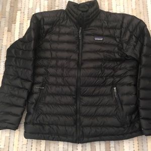 Patagonia Men’s black jacket
